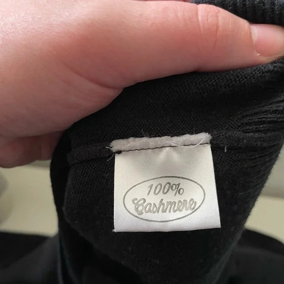 Tina 100% Cashmere Best Quality Scotland Black Crew Neck Classic Sweater Size S - Picture 6 of 7